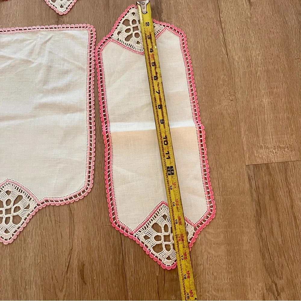 5 PCs Vtg Pink Crochet Edged Linen Flower Doilies Arm Chair Cover Dresser Scarfs